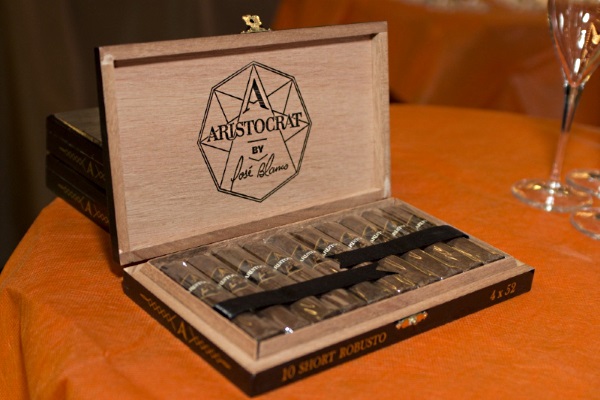 Никарагуанские сигары Aristocrat by Jose Blanco Short Robusto